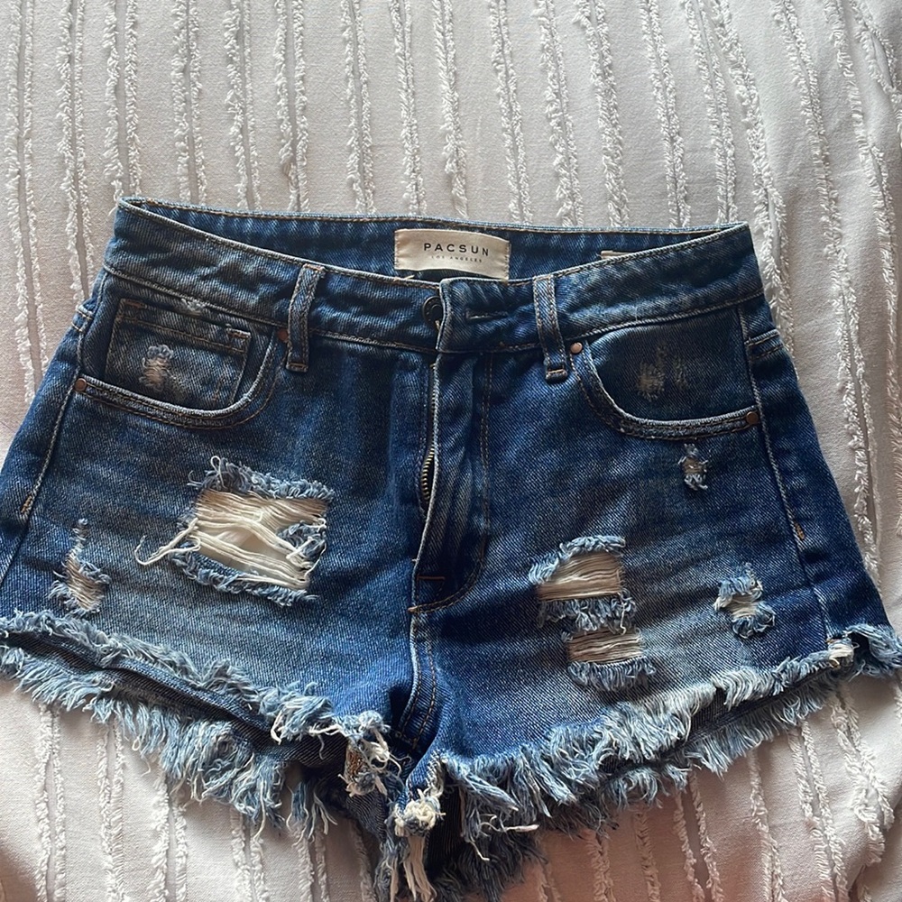 Pacsun denim shorts size 24